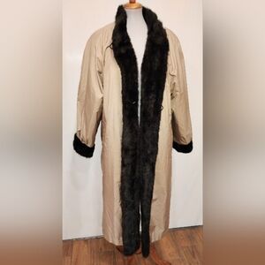 REVERSIBLE FAUX FUE MAXI COAT